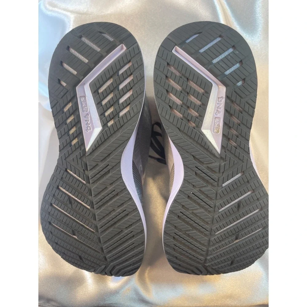 Brooks Levitate 4 Grey Pearl WMNS  Size 9 1203351B084 Walking Running Trainers
